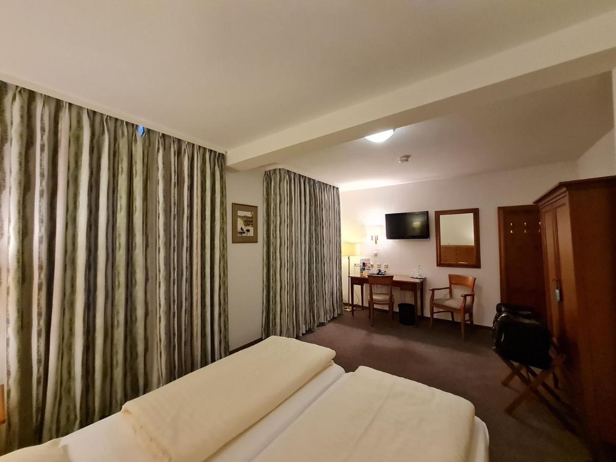 Hotel Waldquelle - Baumhaushotel Aerzen المظهر الخارجي الصورة
